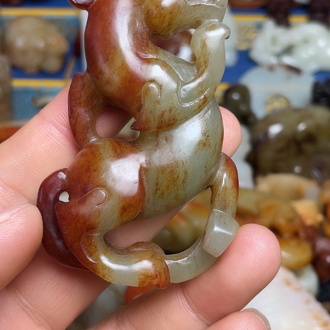 邓***云和田玉未镶嵌挂件