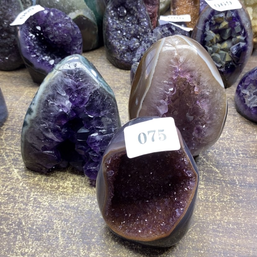 【闪购商品】未镶嵌大型摆件（非配饰）紫晶K****r