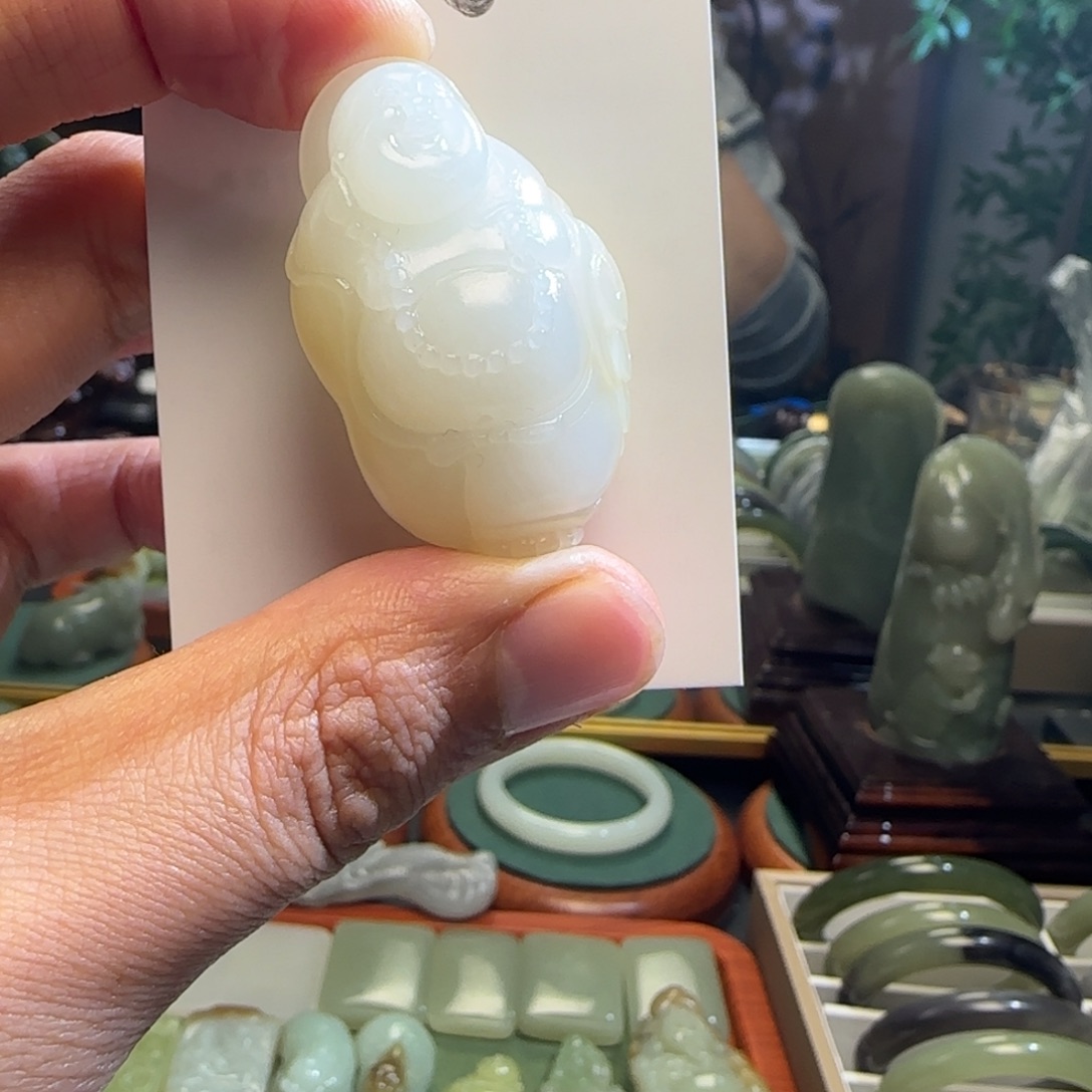 小***周和田玉（糖玉）未镶嵌手链