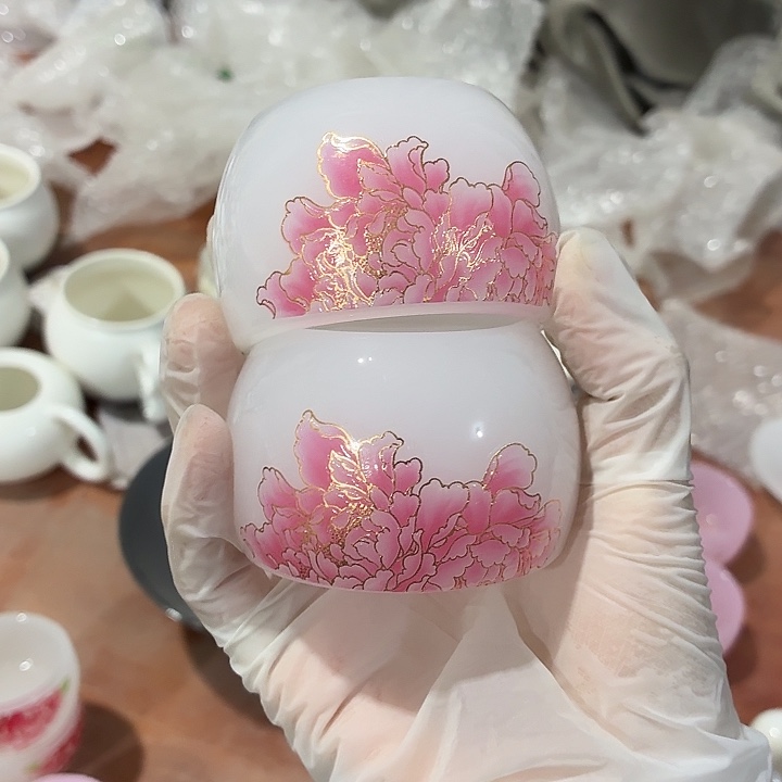 茶具微暇，介意勿拍