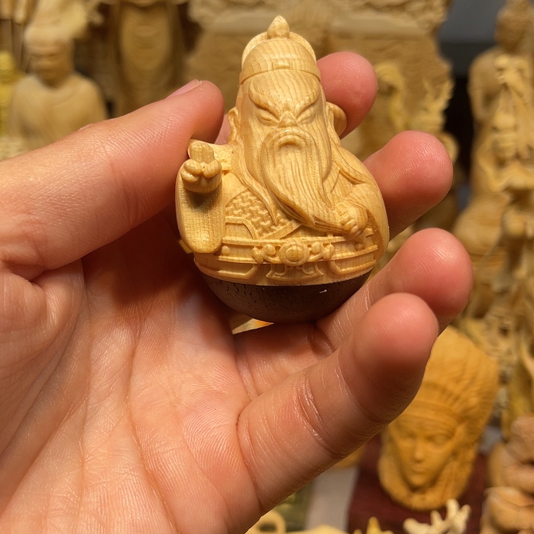 黄杨木关羽不倒翁手把