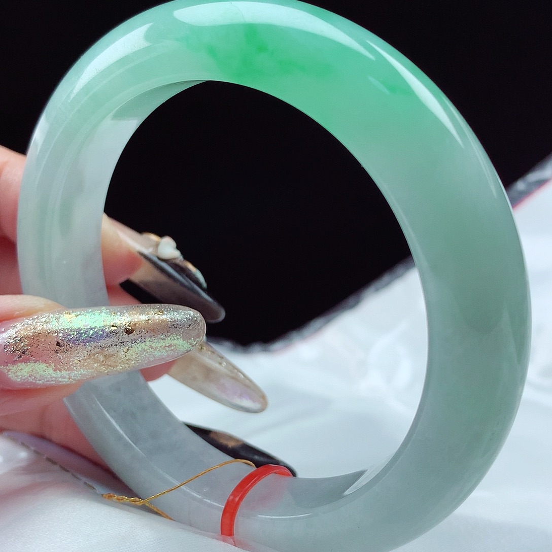 未镶嵌手镯翡翠56圈4406高货微瑕捡漏