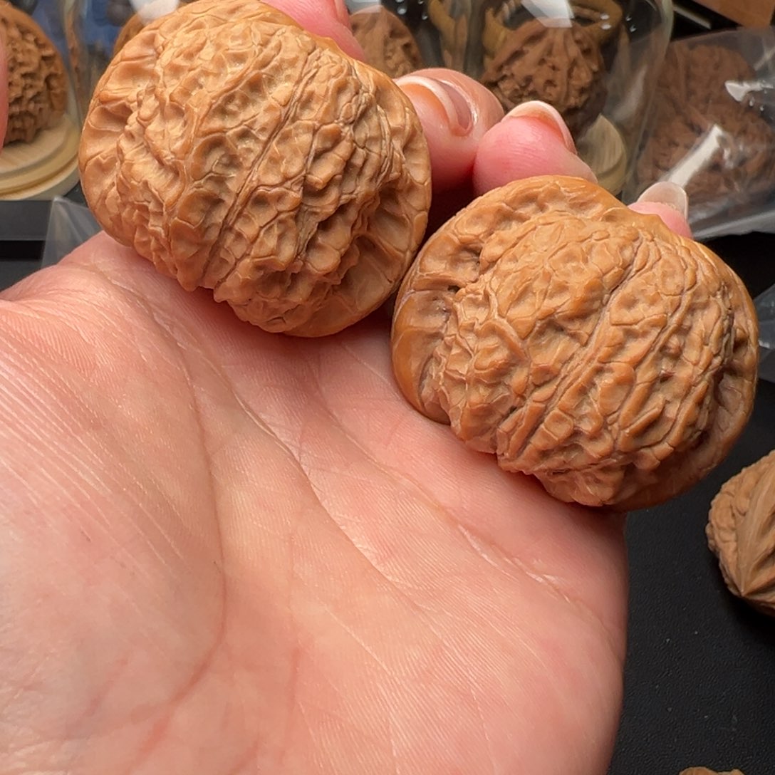 文玩核桃把件血麒麟42