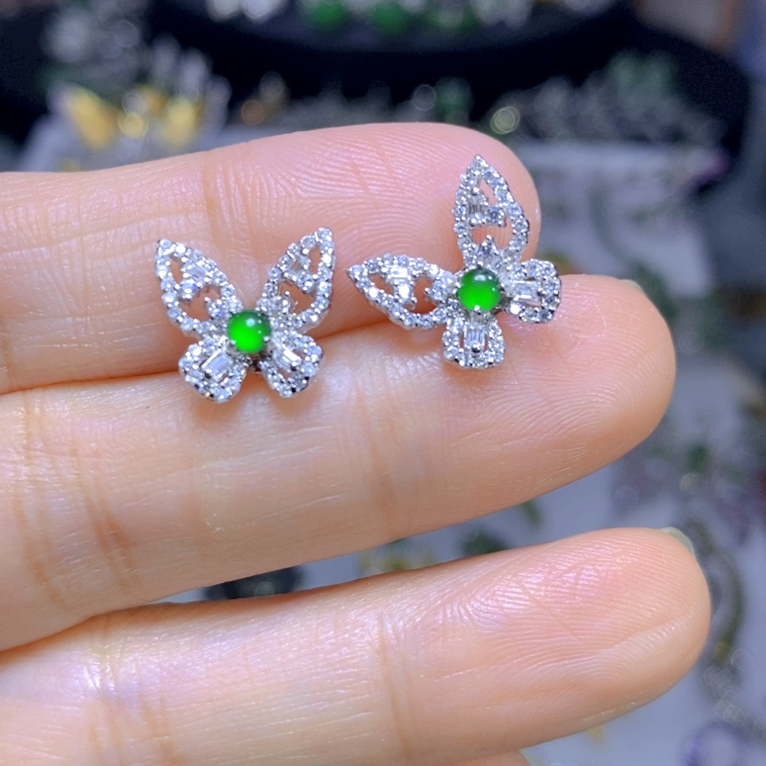 翡翠颈饰银S925镶嵌天然翡翠