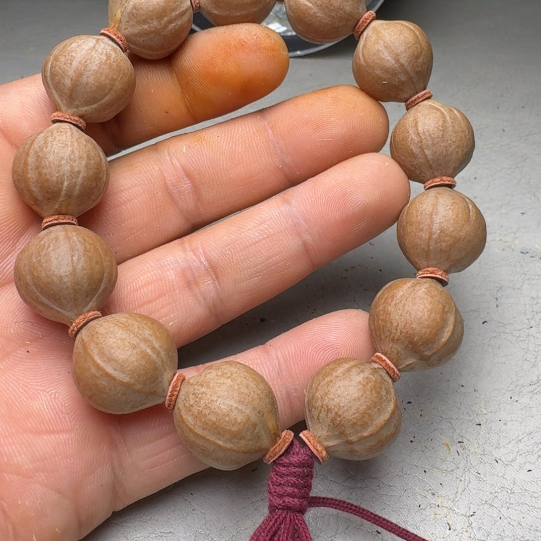 用***5橄榄核手串橄榄核