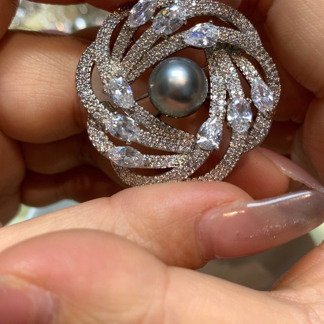 海水珍珠胸饰未镶嵌