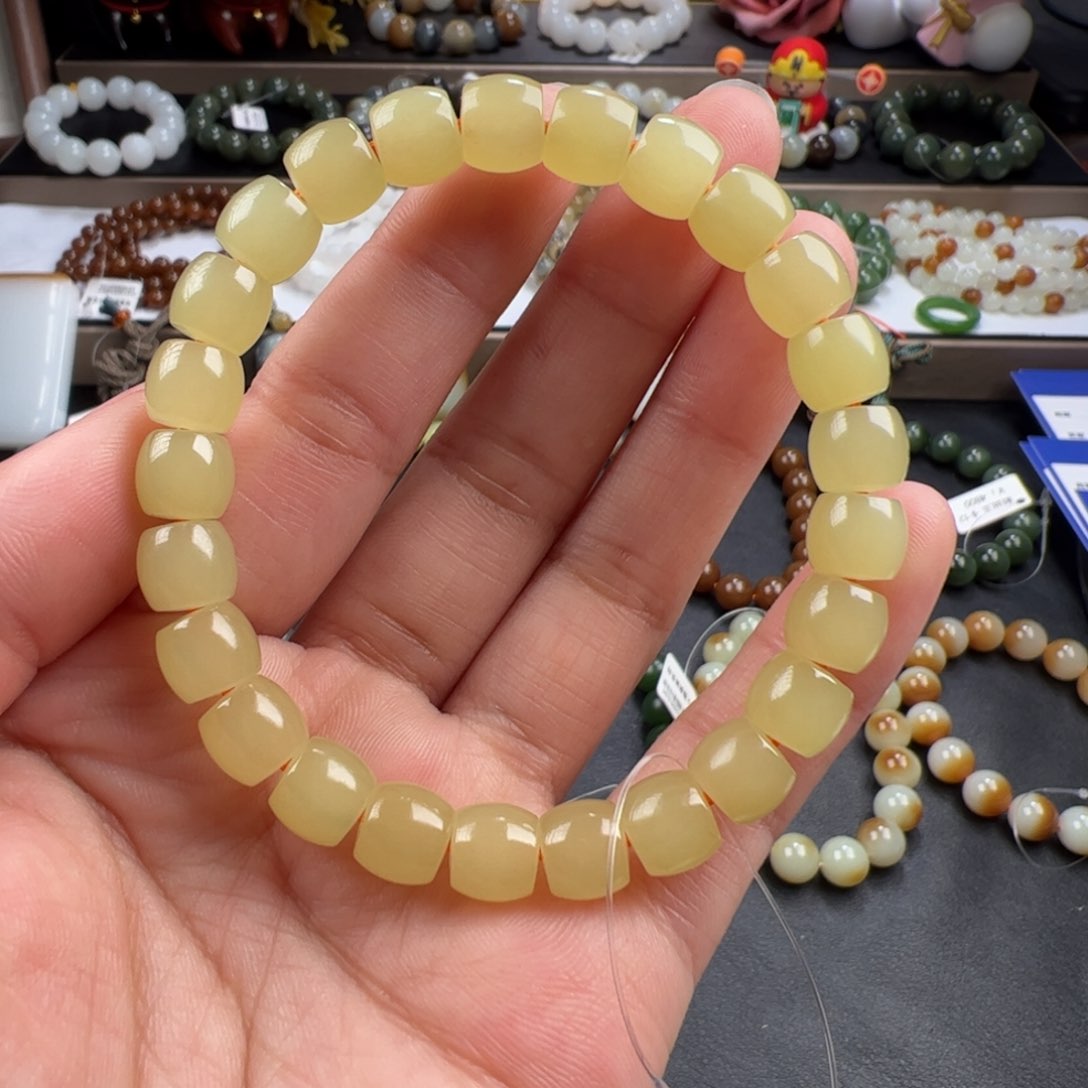 未镶嵌和田玉手链