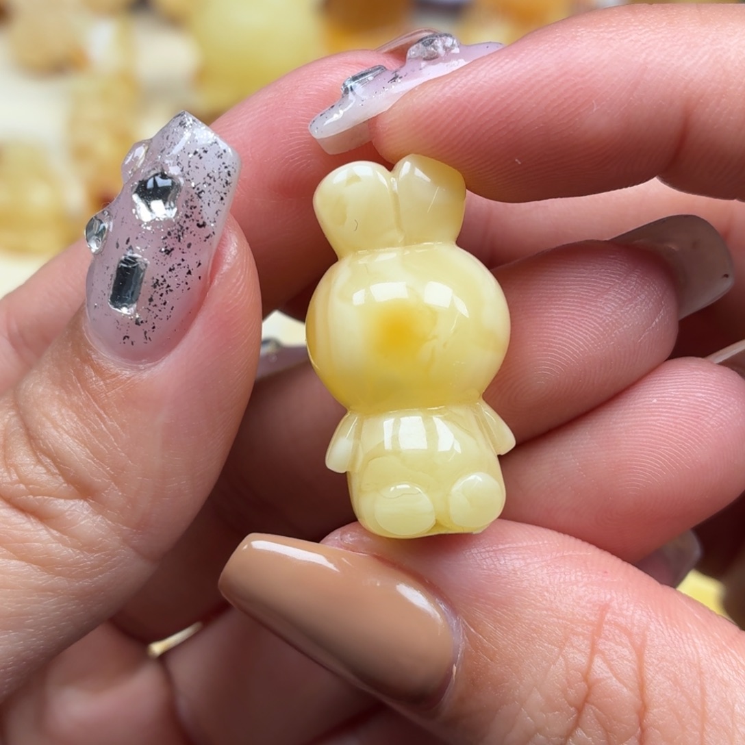 琥珀未镶嵌裸石蜜蜡