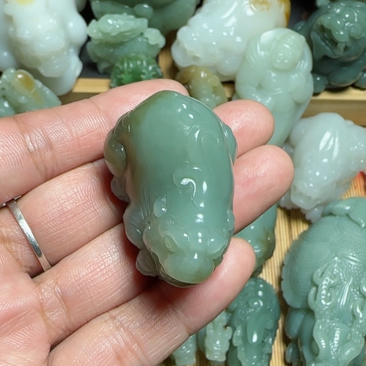 和田玉挂件未镶嵌