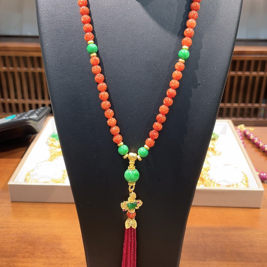 锦纶铁合金吊坠项链