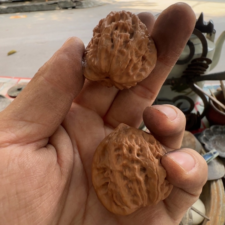 丰***室铜铁合金类废旧塑料制品