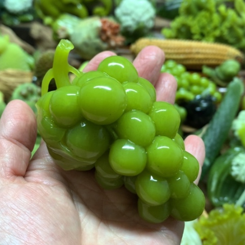 蛇纹石玉手把件未镶嵌