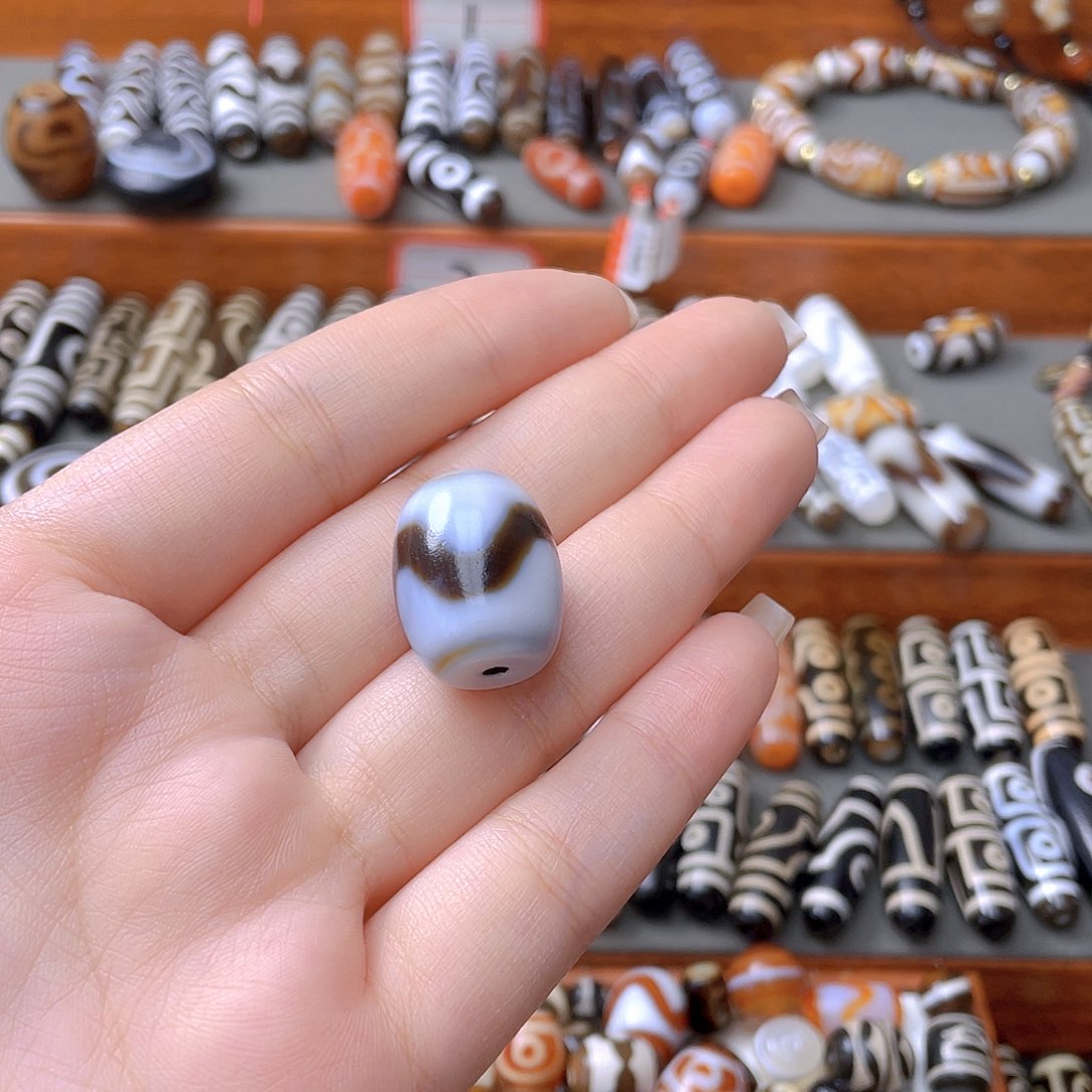 未镶嵌颈饰玛瑙/玉髓