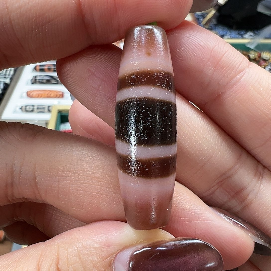 玛瑙/玉髓未镶嵌珠宝半成品小卢粉料红纱佛一眼