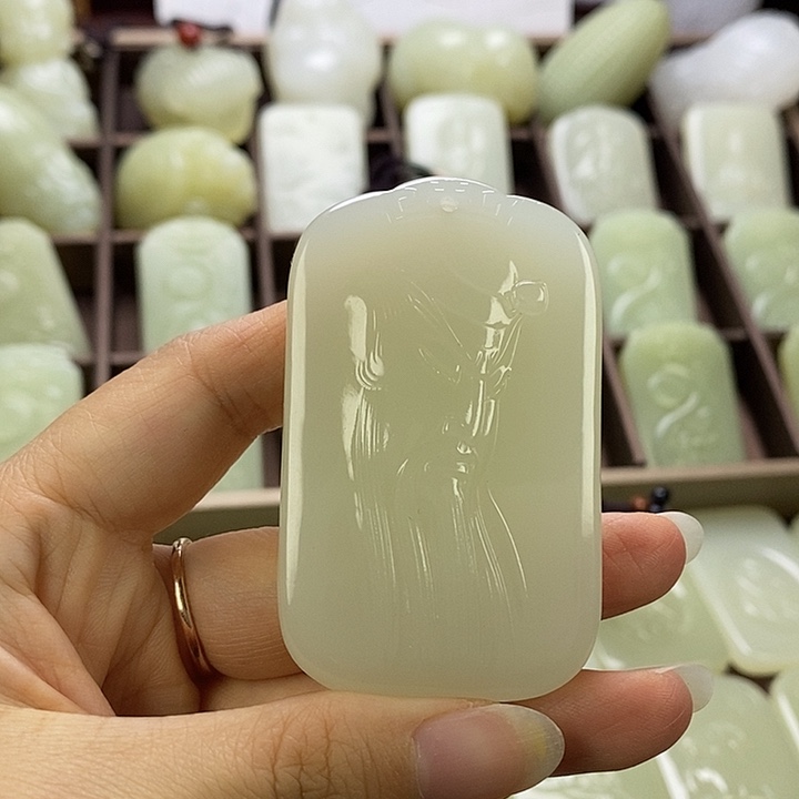昆仑石山水牌关公