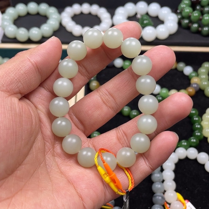 和田玉手串未镶嵌