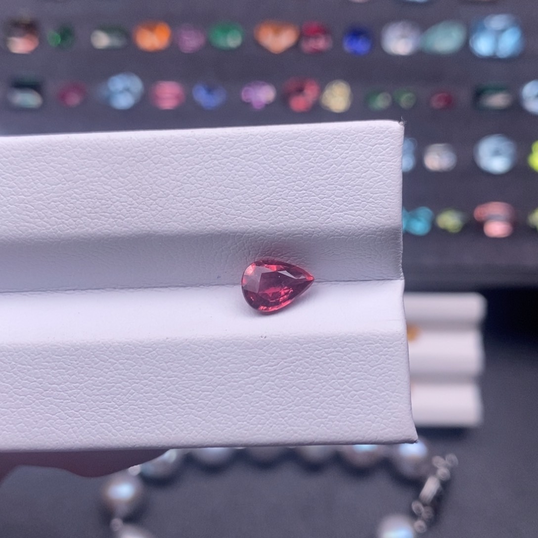 碧玺裸石未镶嵌卢比莱