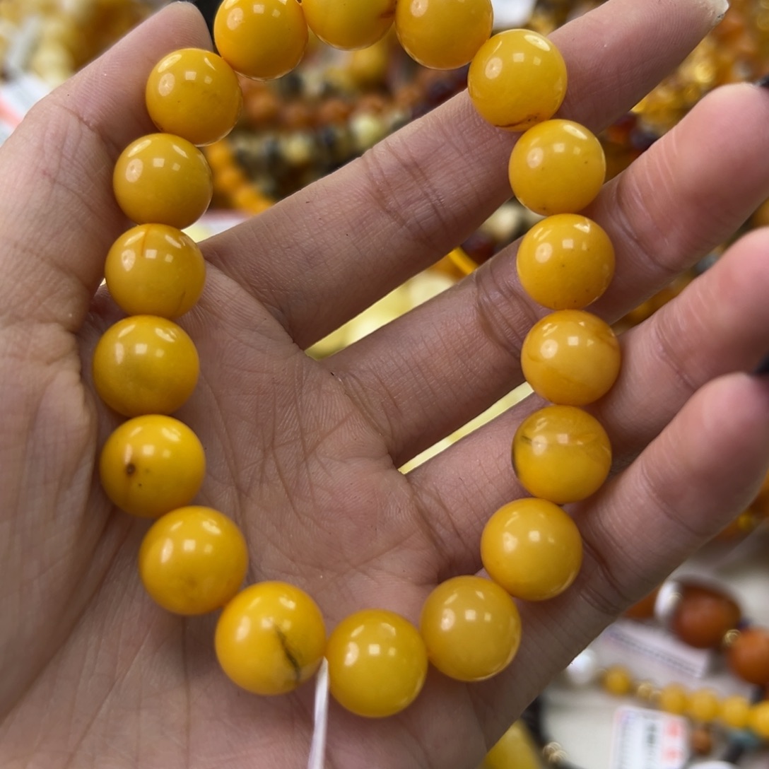 琥珀珠宝奇石未镶嵌