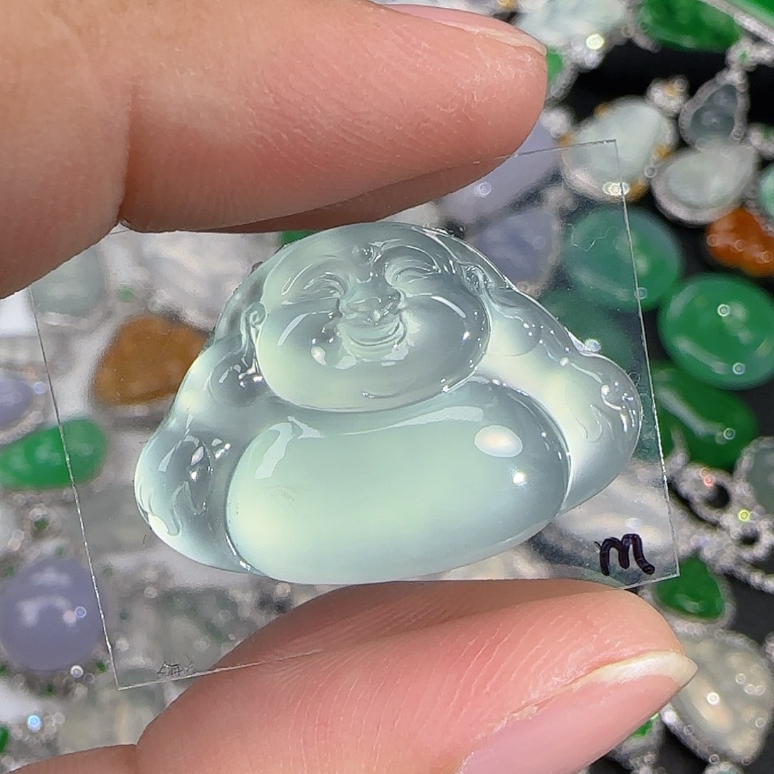 翡翠颈饰未镶嵌天然翡翠