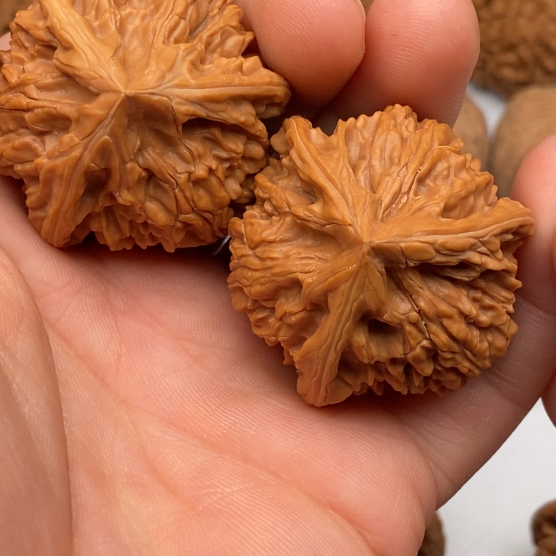 把件文玩核桃40文山三棱