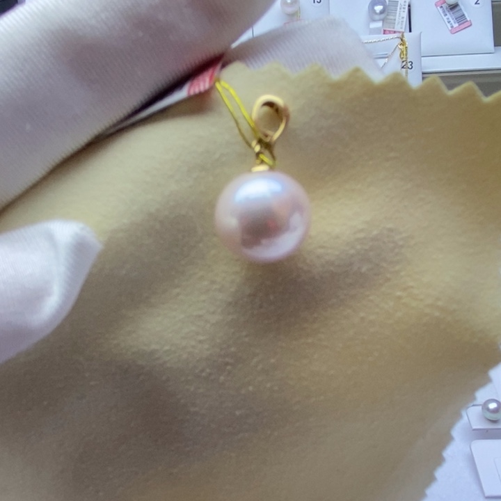 淡水珍珠吊坠(不含链)18K金镶嵌