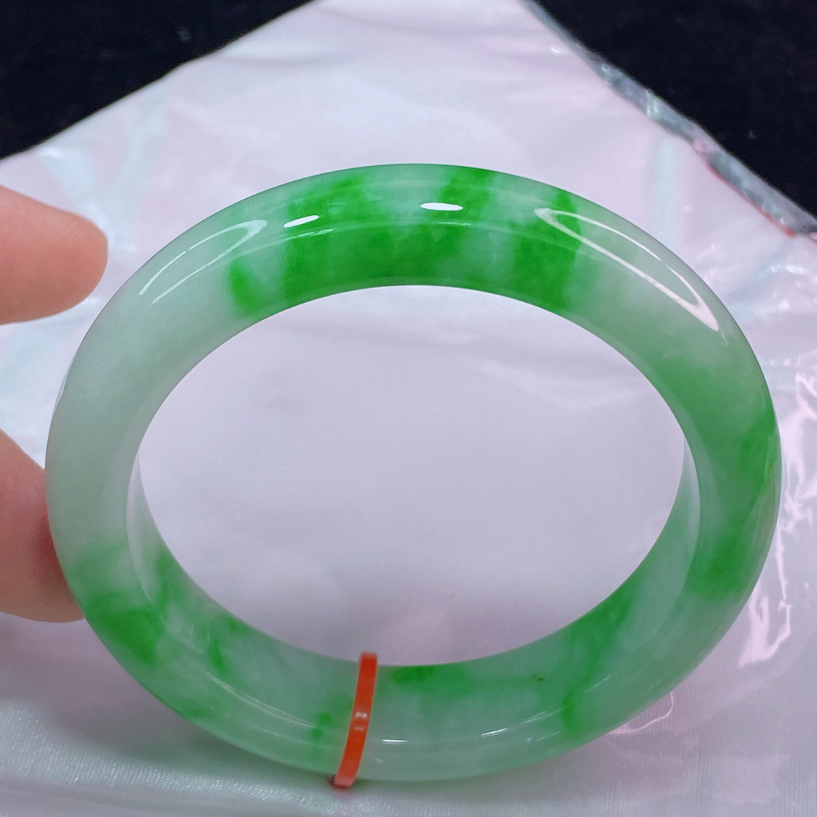 缅甸天然A货翡翠手镯冰透正阳绿高品质5354