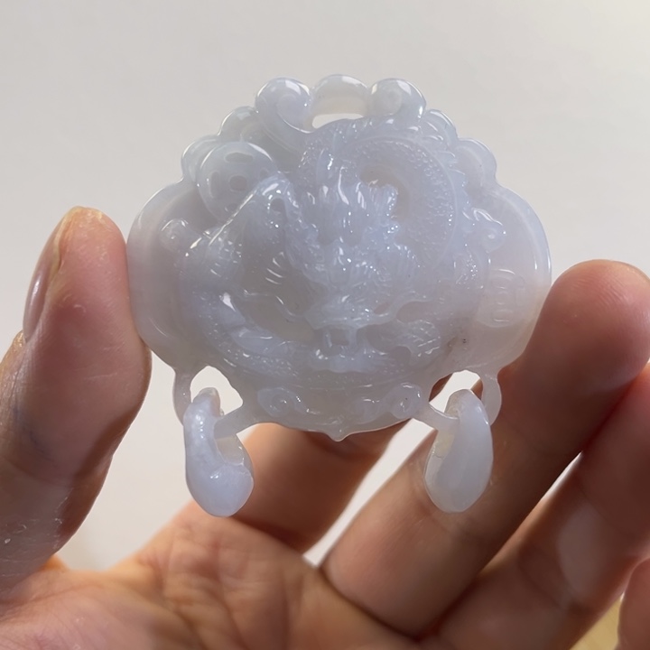 翡翠吊坠(赠链)未镶嵌代编织