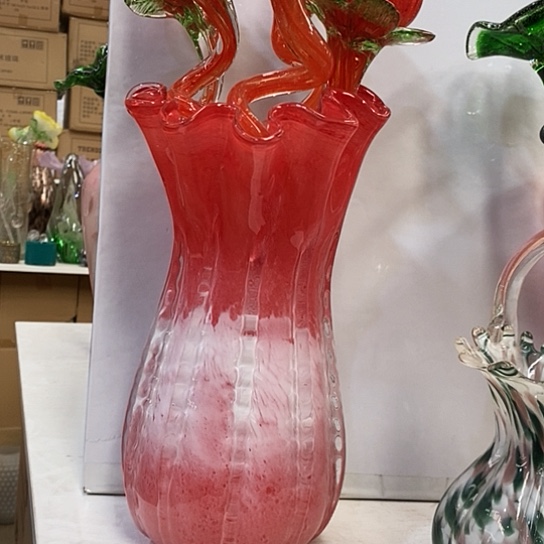 琉璃花瓶高31厘米口径15厘米