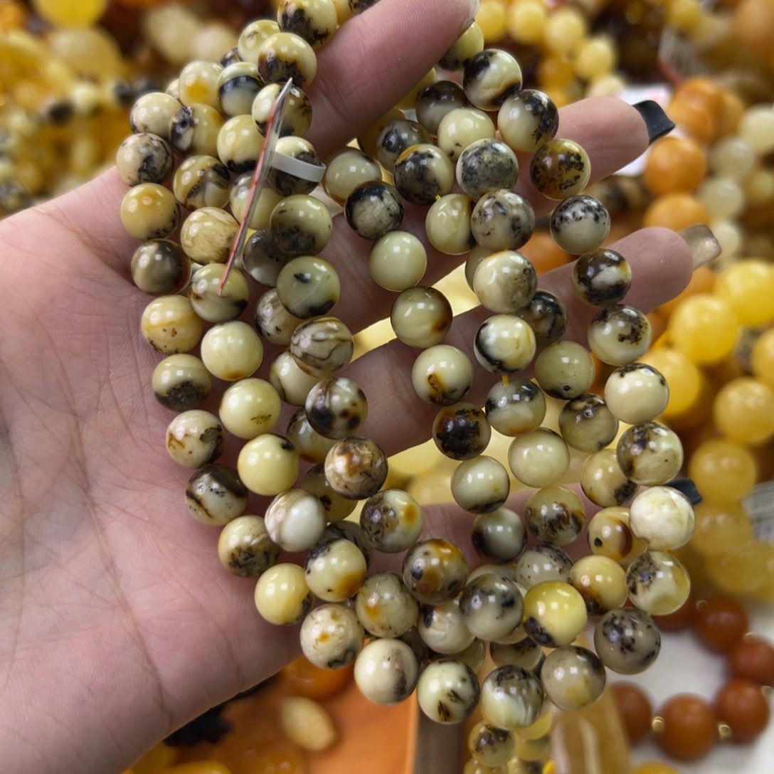 琥珀珠宝奇石未镶嵌