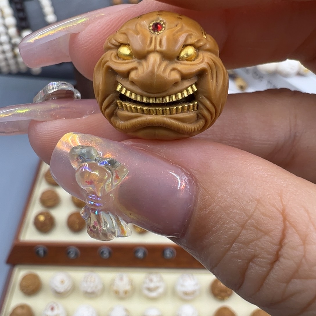 猴头核桃吊坠开**王单颗