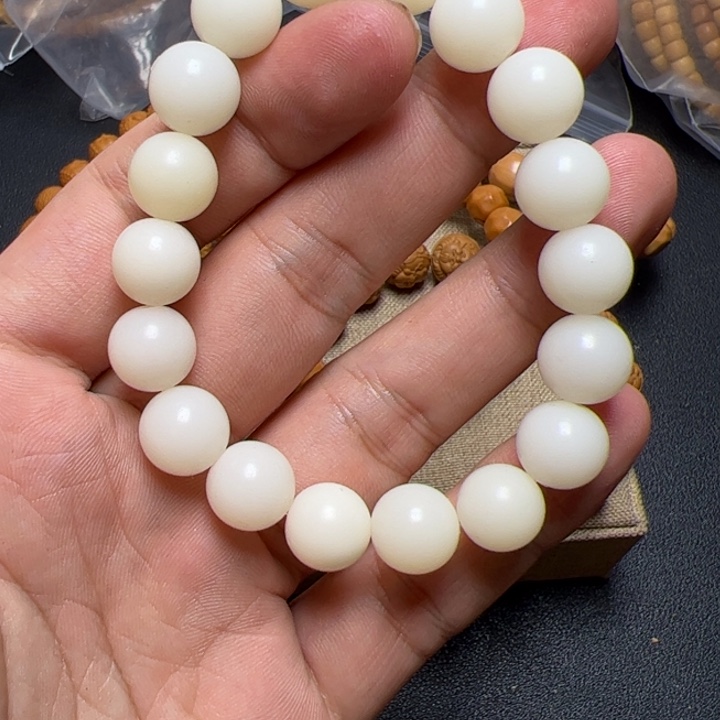 猴头核桃手串暗*.看看咯