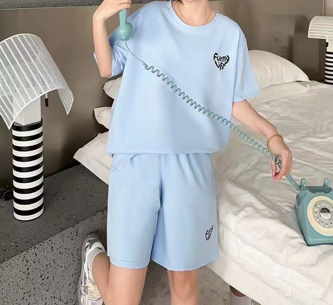 B989蓝FU英文心印花短袖运动套装