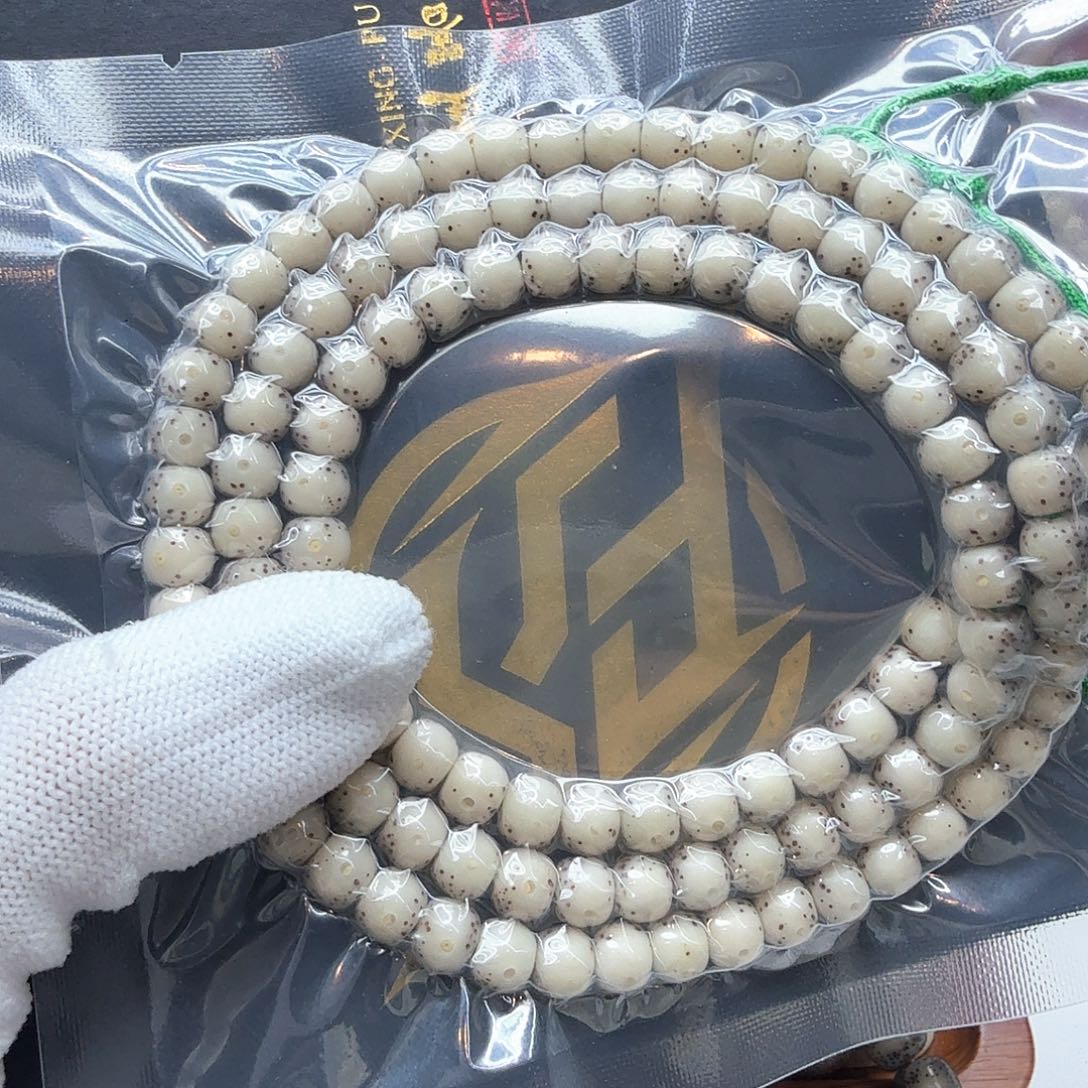 星月菩提吊坠5小冰糖7大眼睛通体7左右108