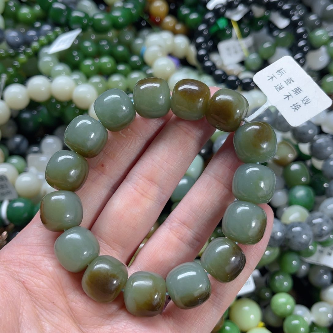 未镶嵌手链和田玉