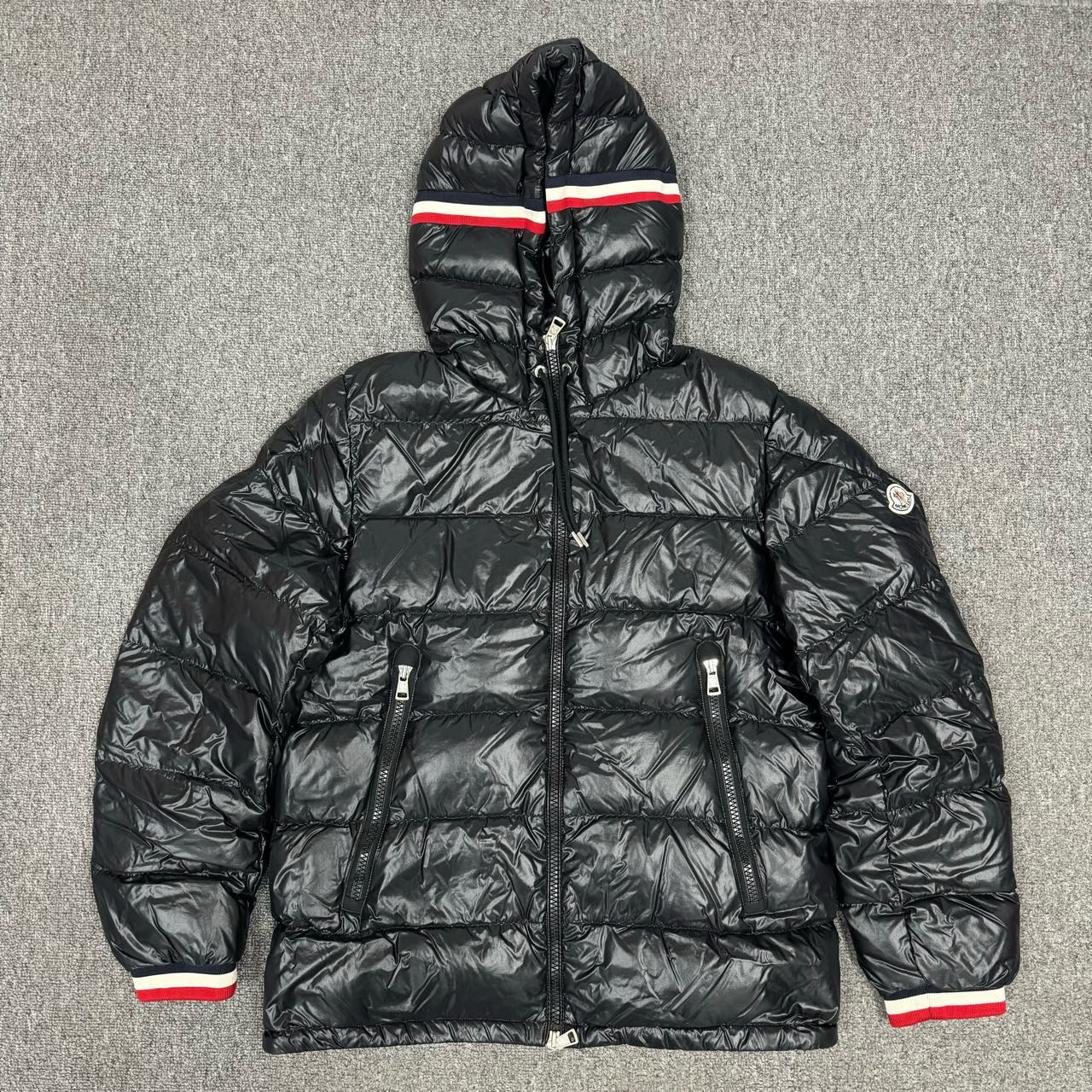 11054530 Moncler蒙口 ALBERIC黑色彩条连帽羽绒服外套 4码99新