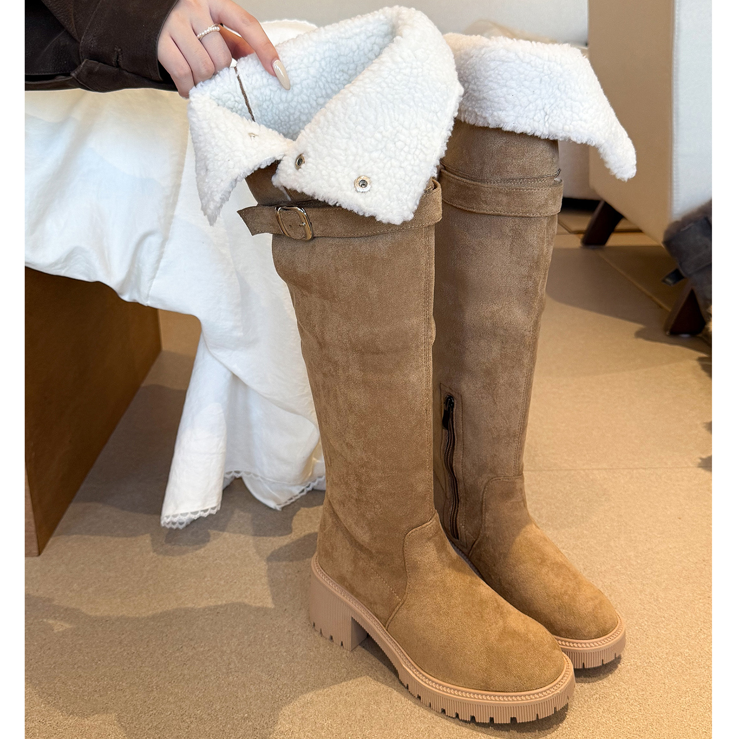 elingstudio 冬日恋歌！卡其色加绒羊羔毛雪地靴女加厚秋冬骑士靴