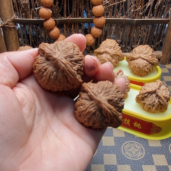 文玩核桃把件云41南疆石