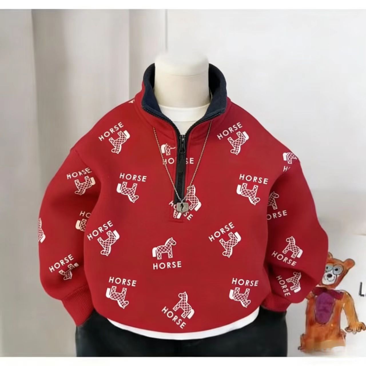 加绒加厚拜年服儿童半拉链满印小马卫衣