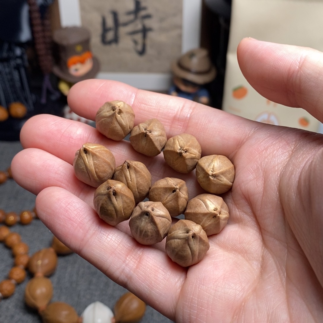 手串橄榄核三面佛