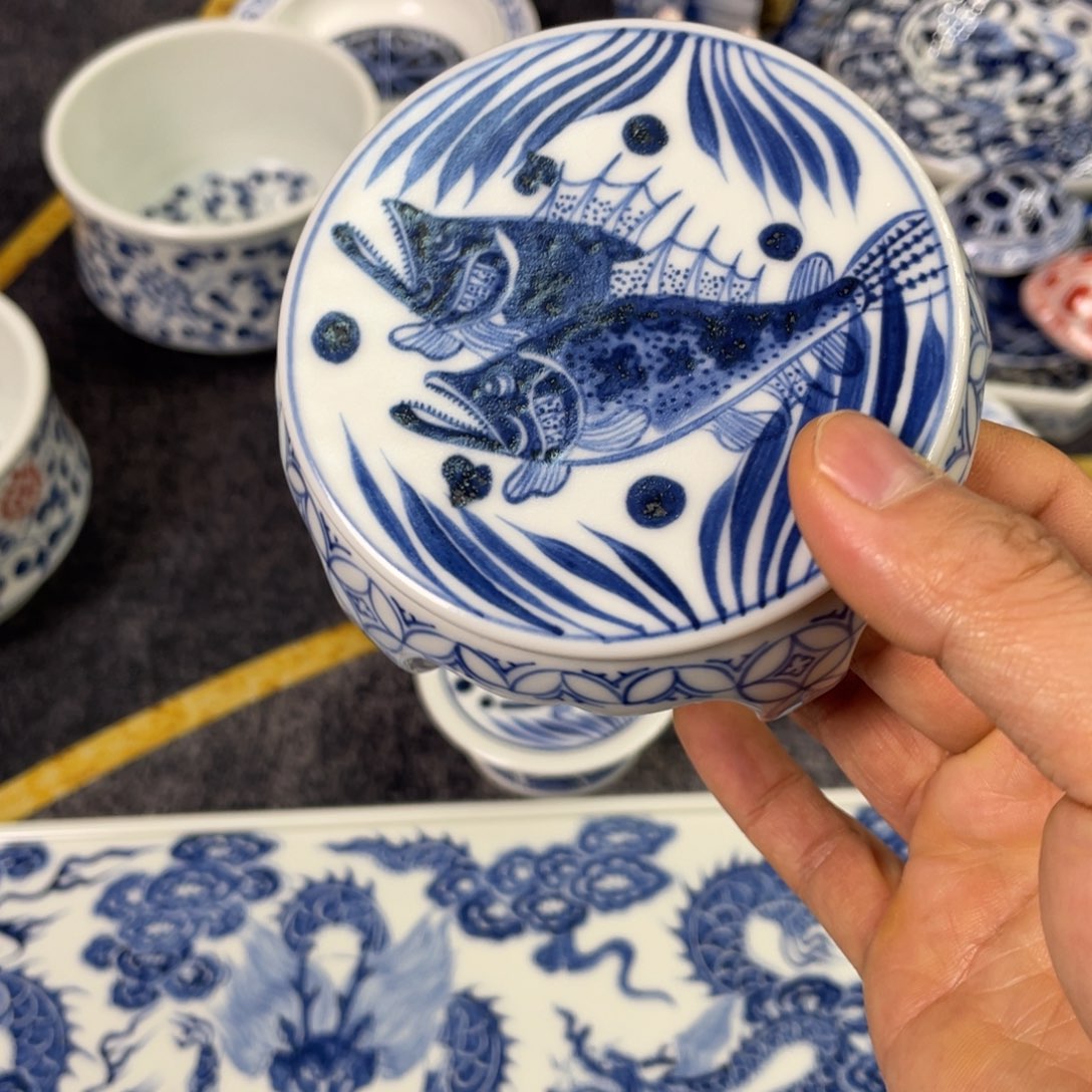 景德镇陶瓷手工手绘