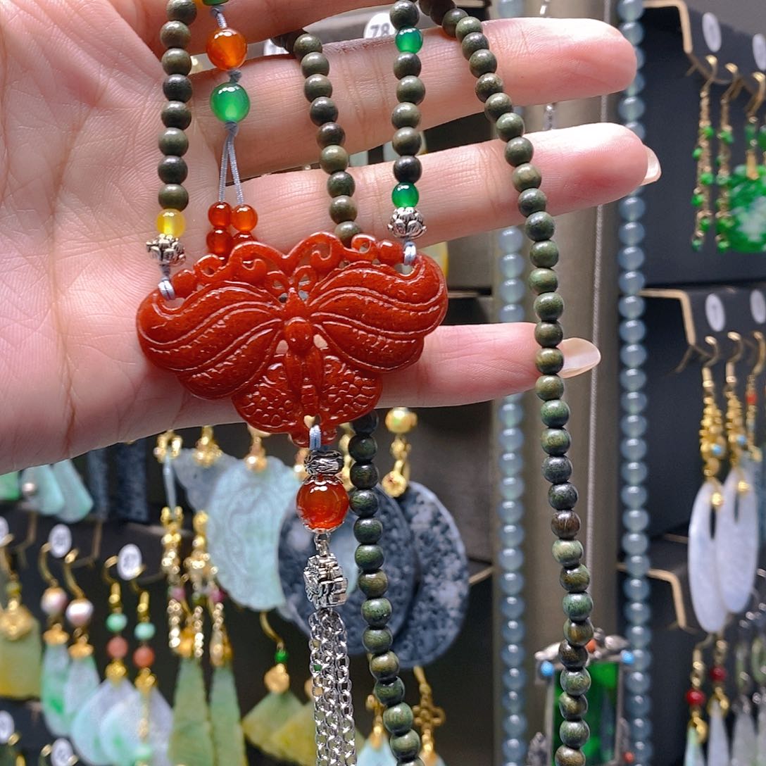 未镶嵌翡翠耳饰翡翠