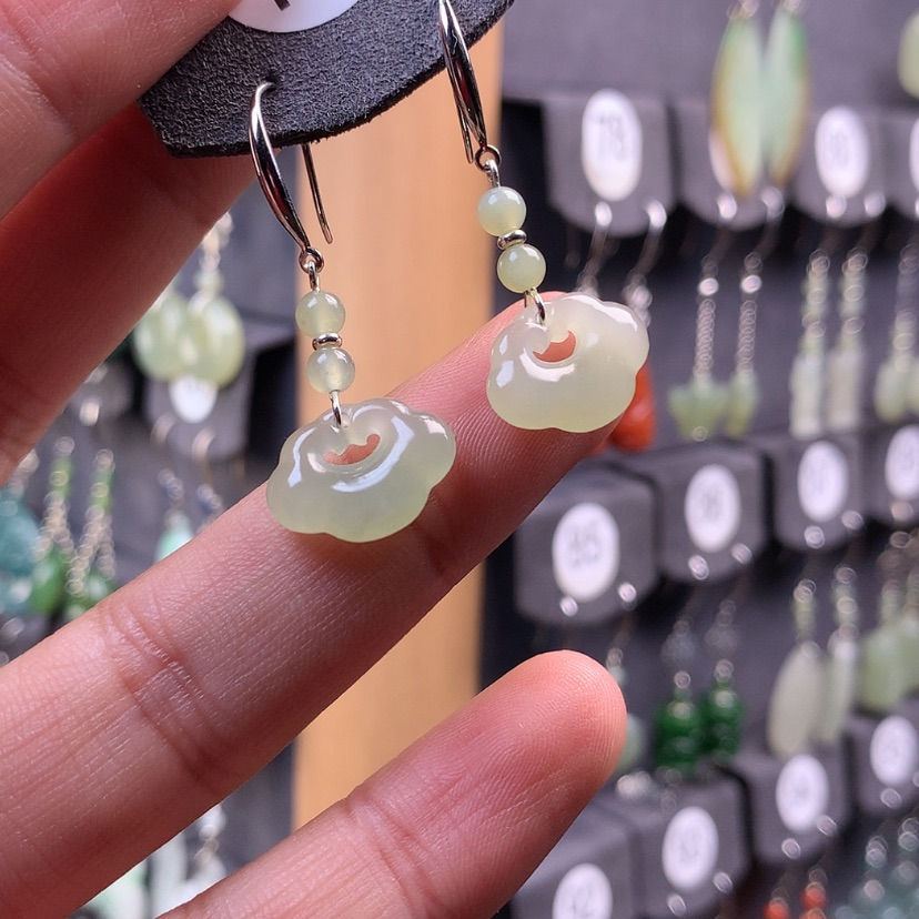 【闪购商品】和田玉耳饰银S925镶嵌红***堂满意