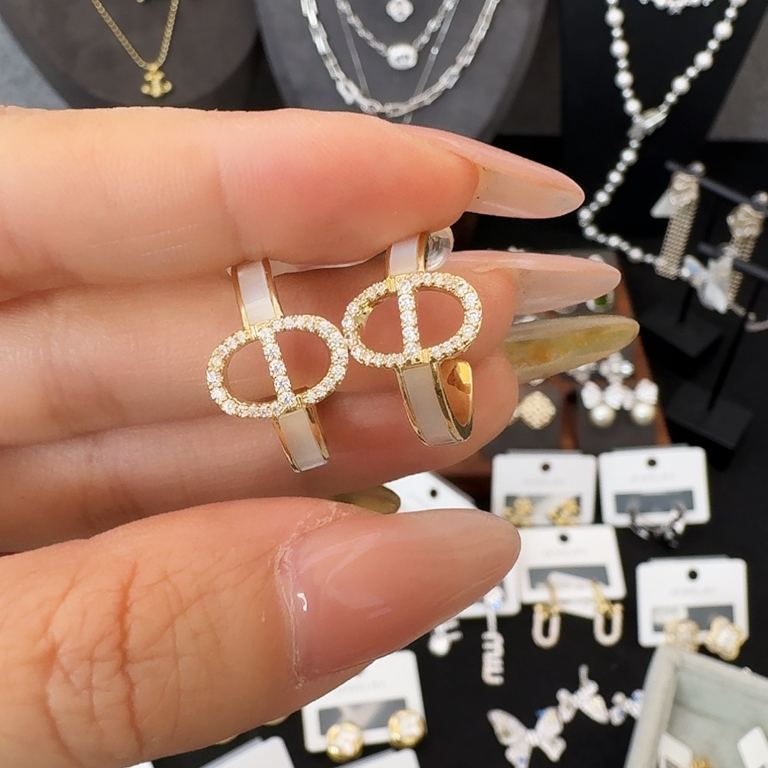 合成立方氧化锆纯铜合金