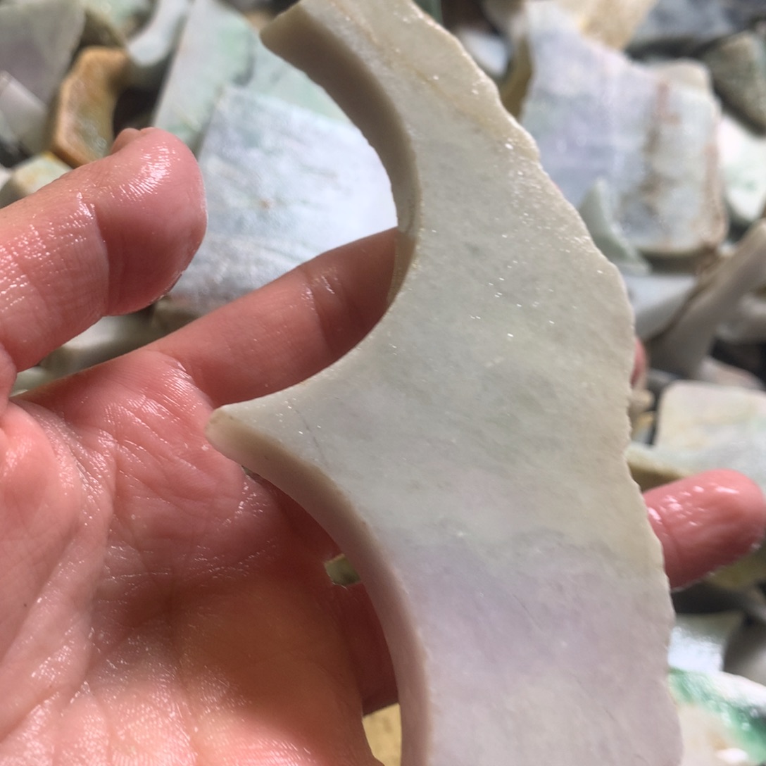 翡翠颈饰未镶嵌缅甸翡翠