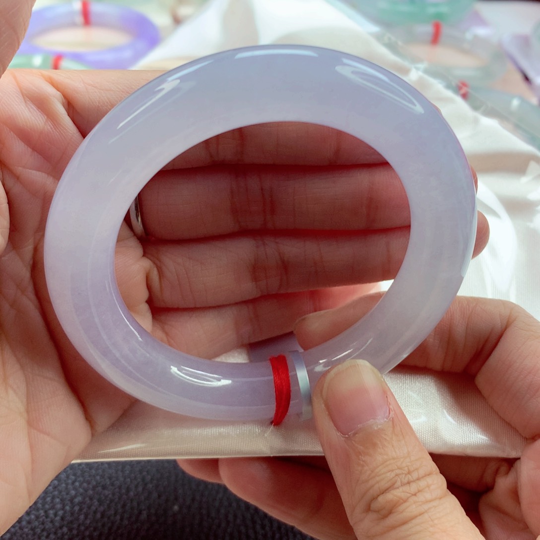 翡翠手镯（圆镯）未镶嵌冰粉紫强推A