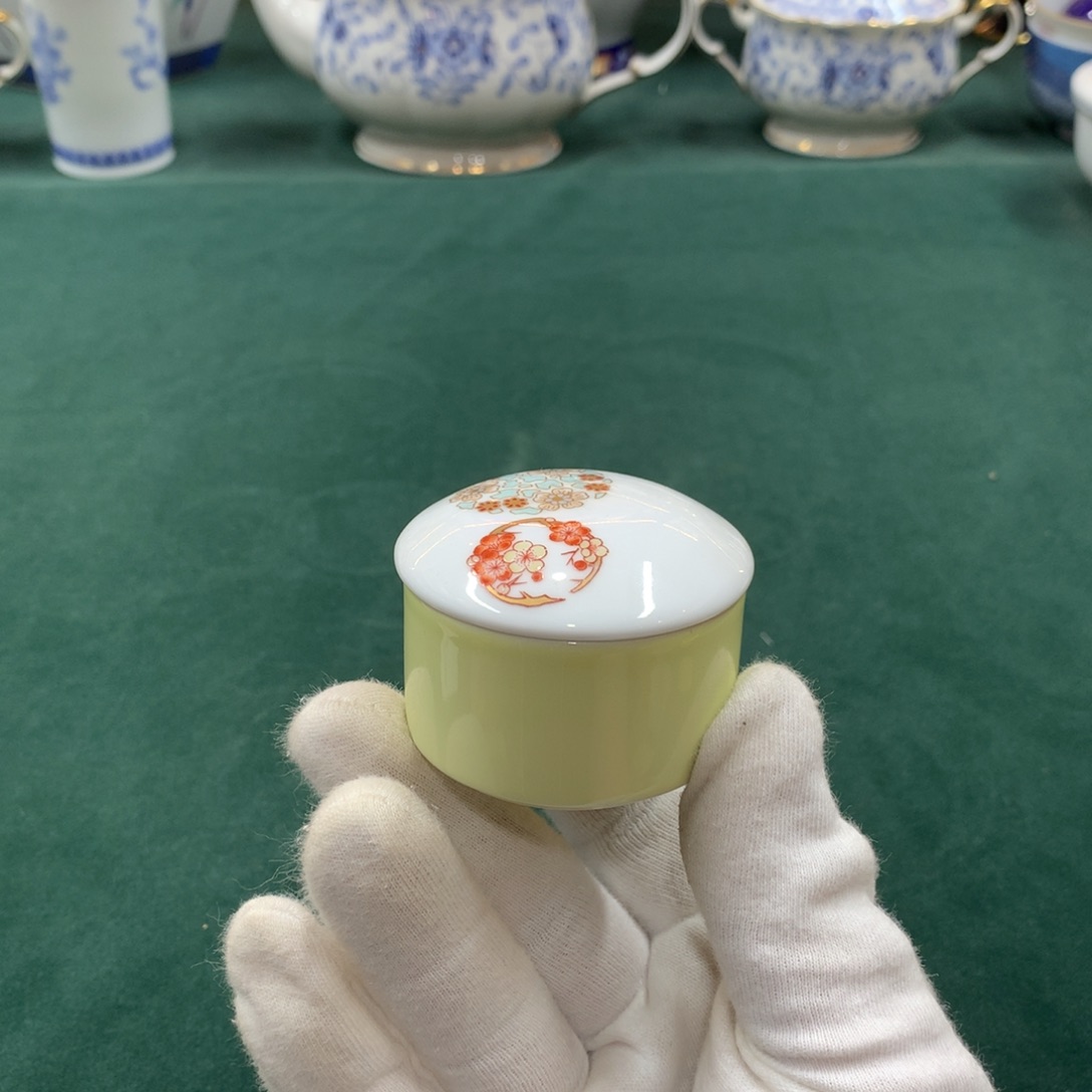 摆件全是大漂亮瓷器啊美美哒