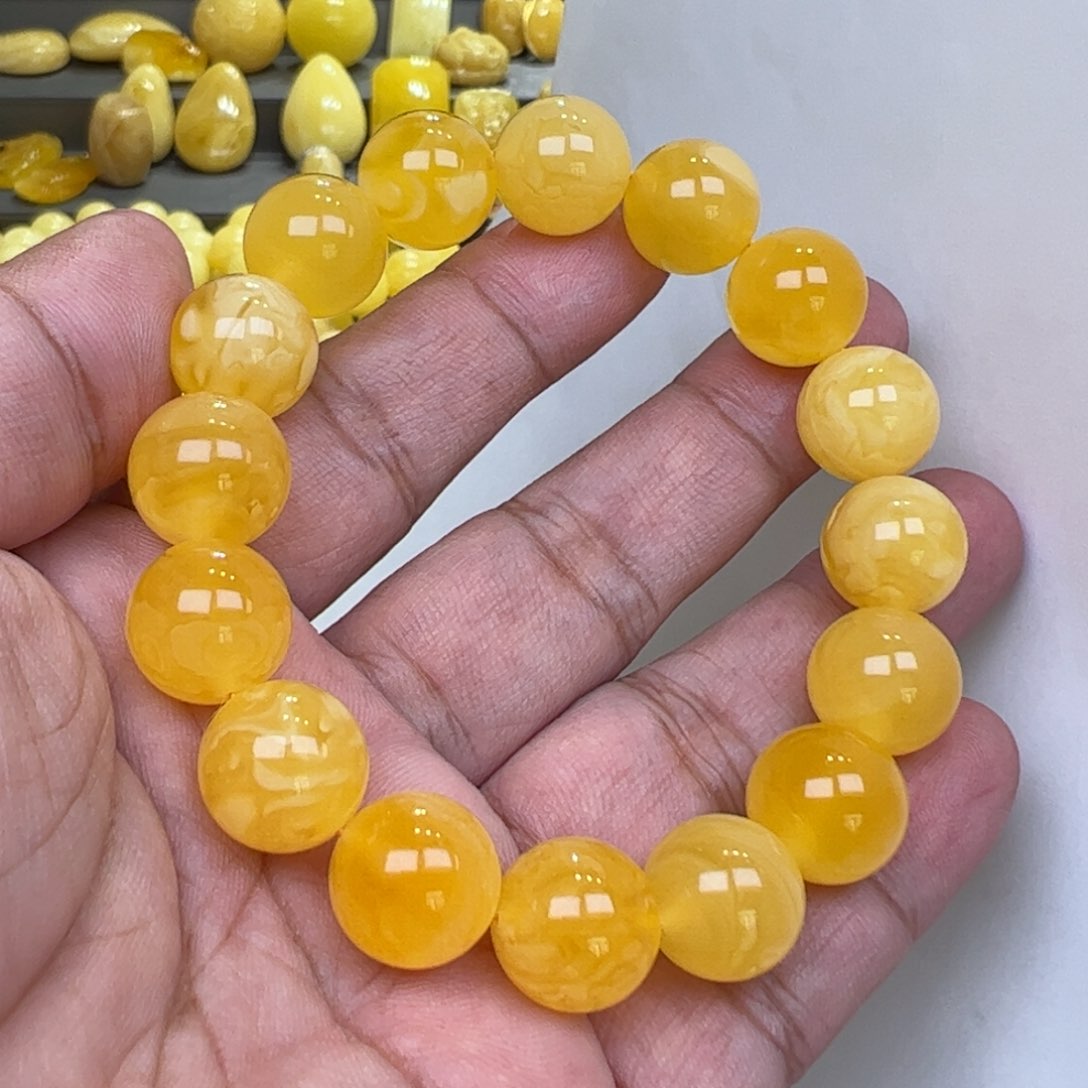 【闪购商品】蜜蜡裸石未镶嵌13加22.7克