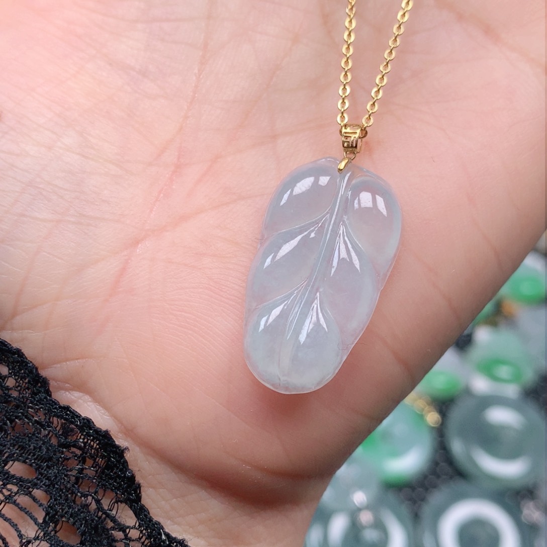 【闪购商品】翡翠吊坠(不含链)18K金镶嵌