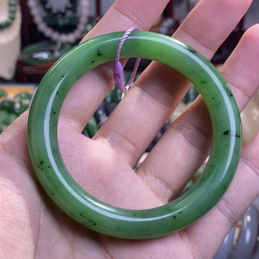 和田玉碧玉乌兰海手镯55.6圈口未镶嵌