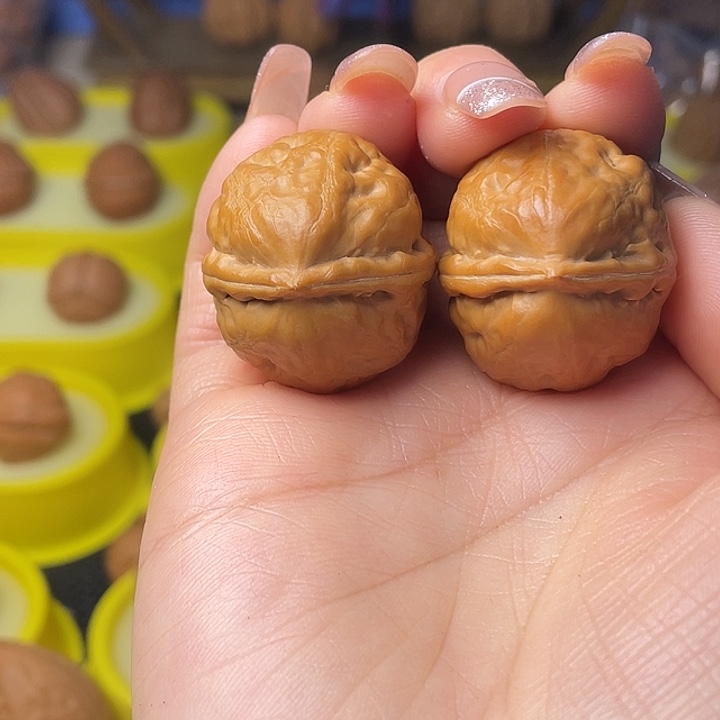 吊坠文玩核桃水晶蟾